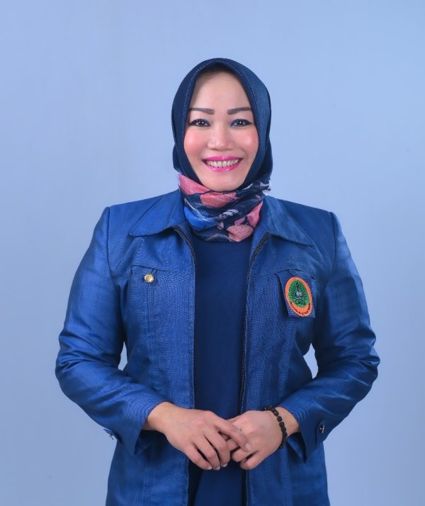 Dr. Muthmainah, S.Pd.,M.Pd